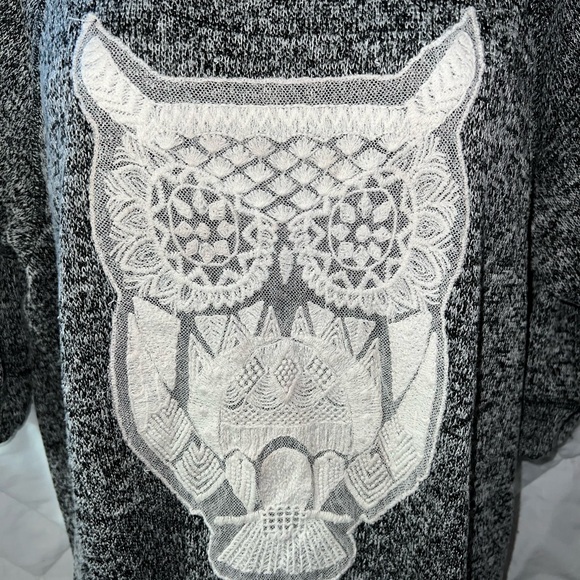 Bobeau Knit Owl Sweater - Picture 2 of 9